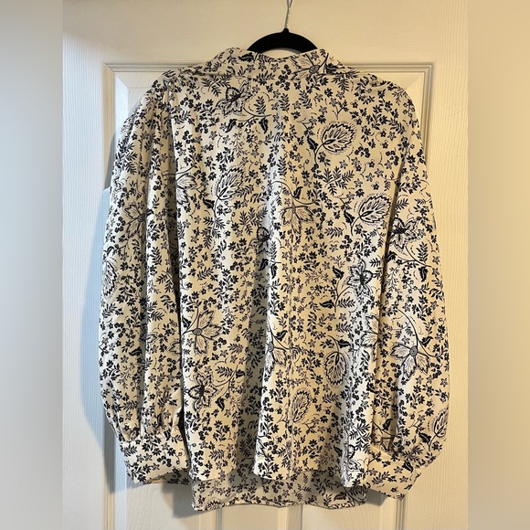 LOFT Blouse Size XXL Cream and Black Floral, Long Sleeves, High Collar, Tie-Back - Picture 3 of 5
